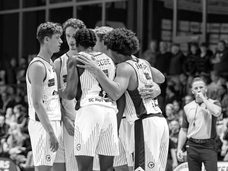 Raus aus dem Tabellenkeller: Auswärtssieg bei den TKS 49ers 